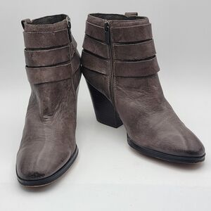 Women's ISOLA Gray Ankle Boots‎ SIZE 9